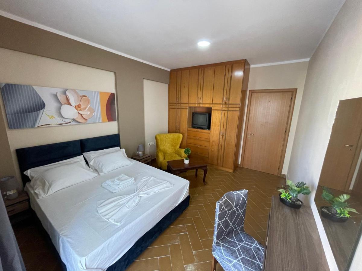 Premium Apartament 07 Vlorë エクステリア 写真