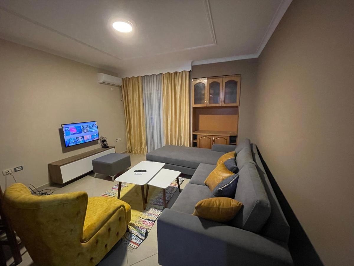 Premium Apartament 07 Vlorë エクステリア 写真